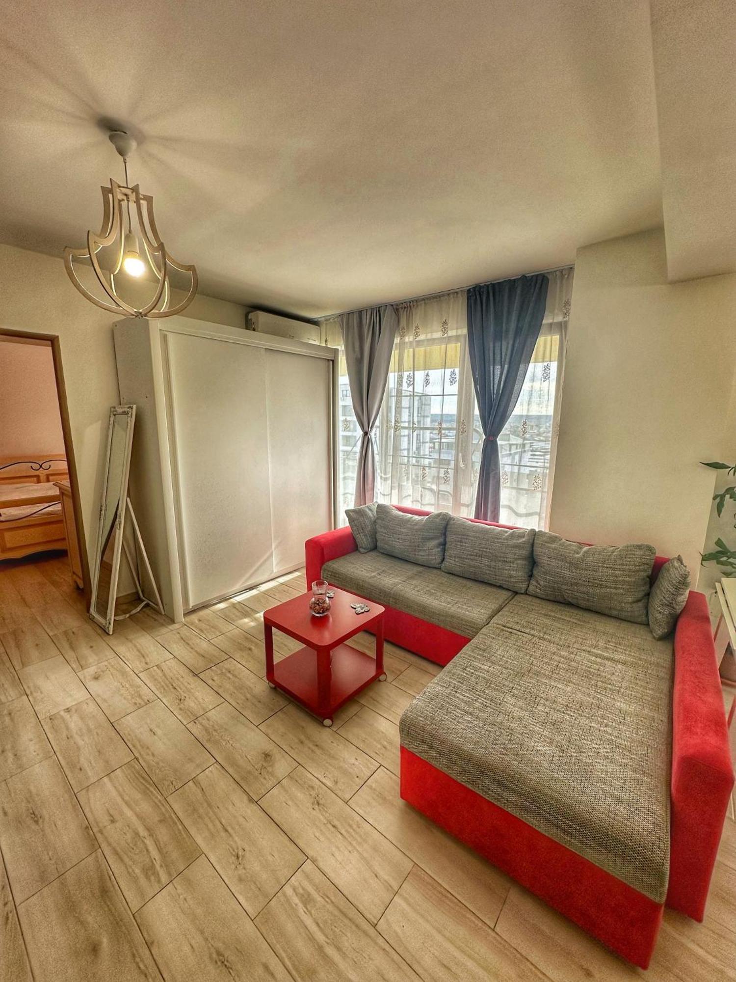 Fancy Apartament Promenada Balcon Panoramic, Parcare, Incalzire Pardoseala, Self Check In Крайова Экстерьер фото