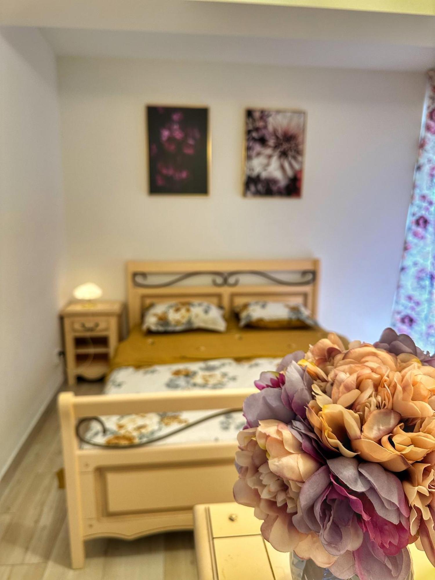 Fancy Apartament Promenada Balcon Panoramic, Parcare, Incalzire Pardoseala, Self Check In Крайова Экстерьер фото